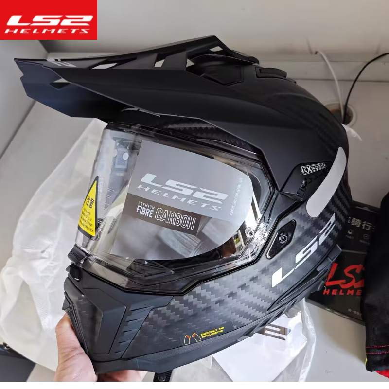 Carbon Fiber Lightweight Motorcycle Helmet - خوذة دراجات نارية LS2 MX701 من